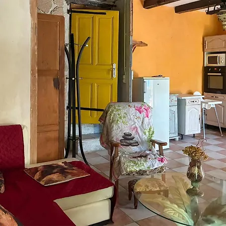 2 Bedroom Lovely In *